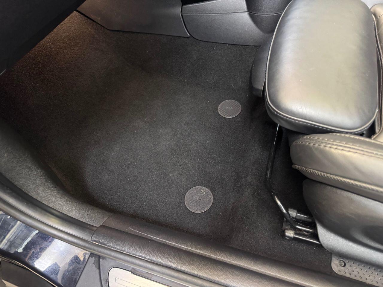 Mini Electric Hatch view 51