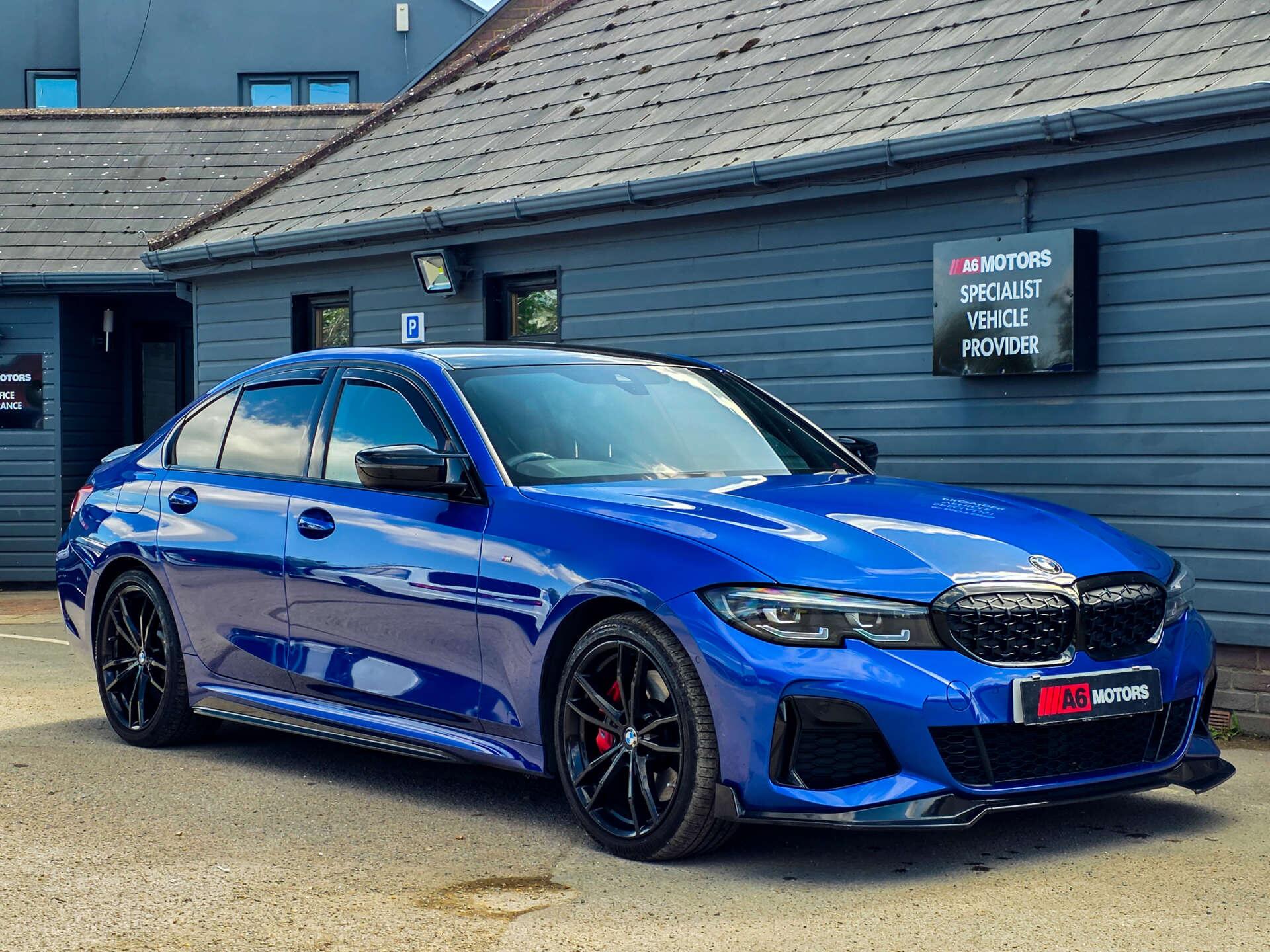 BMW 3 Series view 4