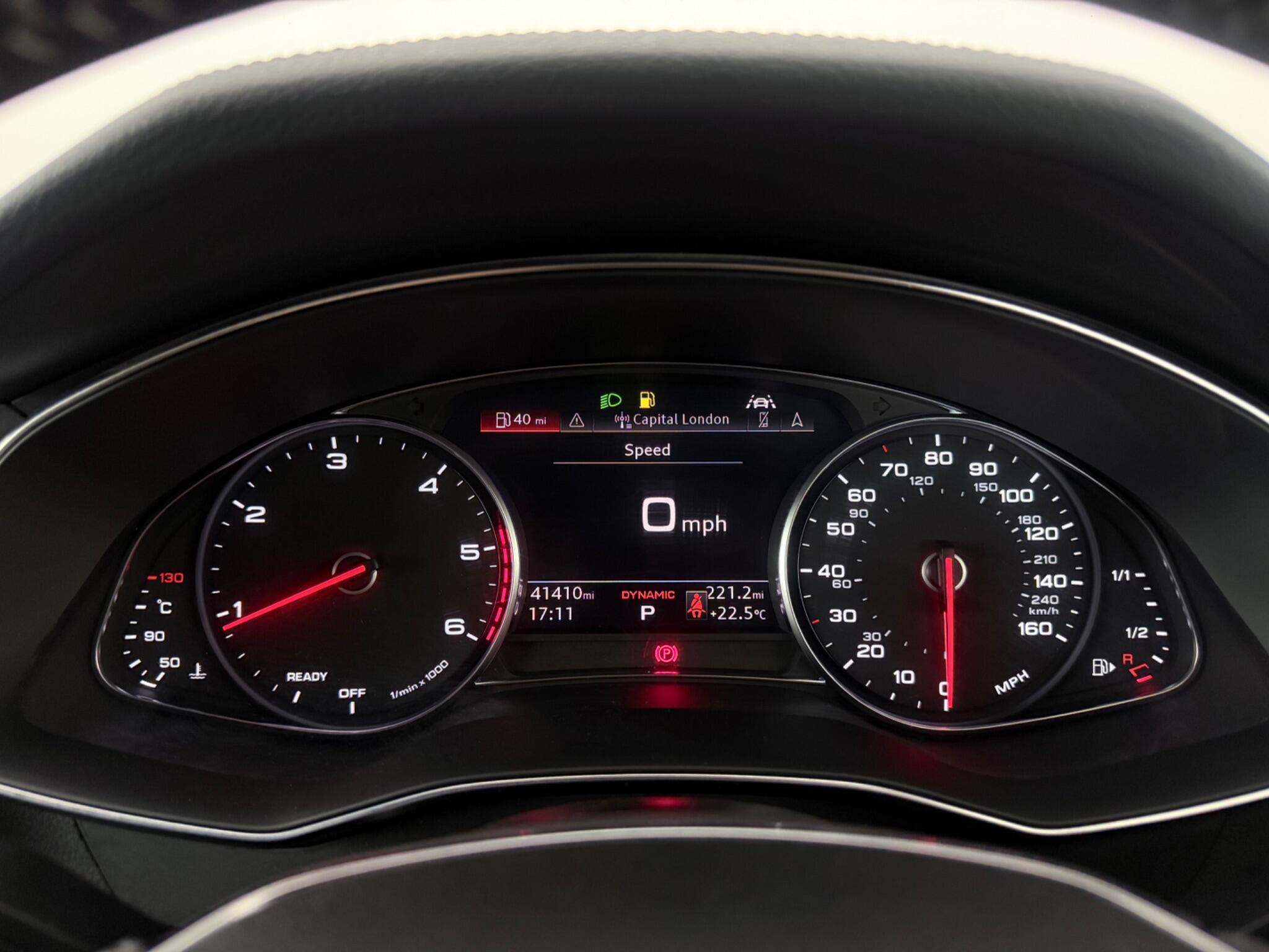 Audi A6 view 14