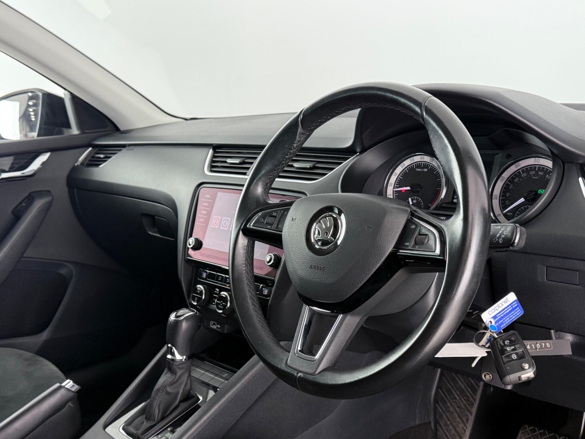 Skoda Octavia view 3