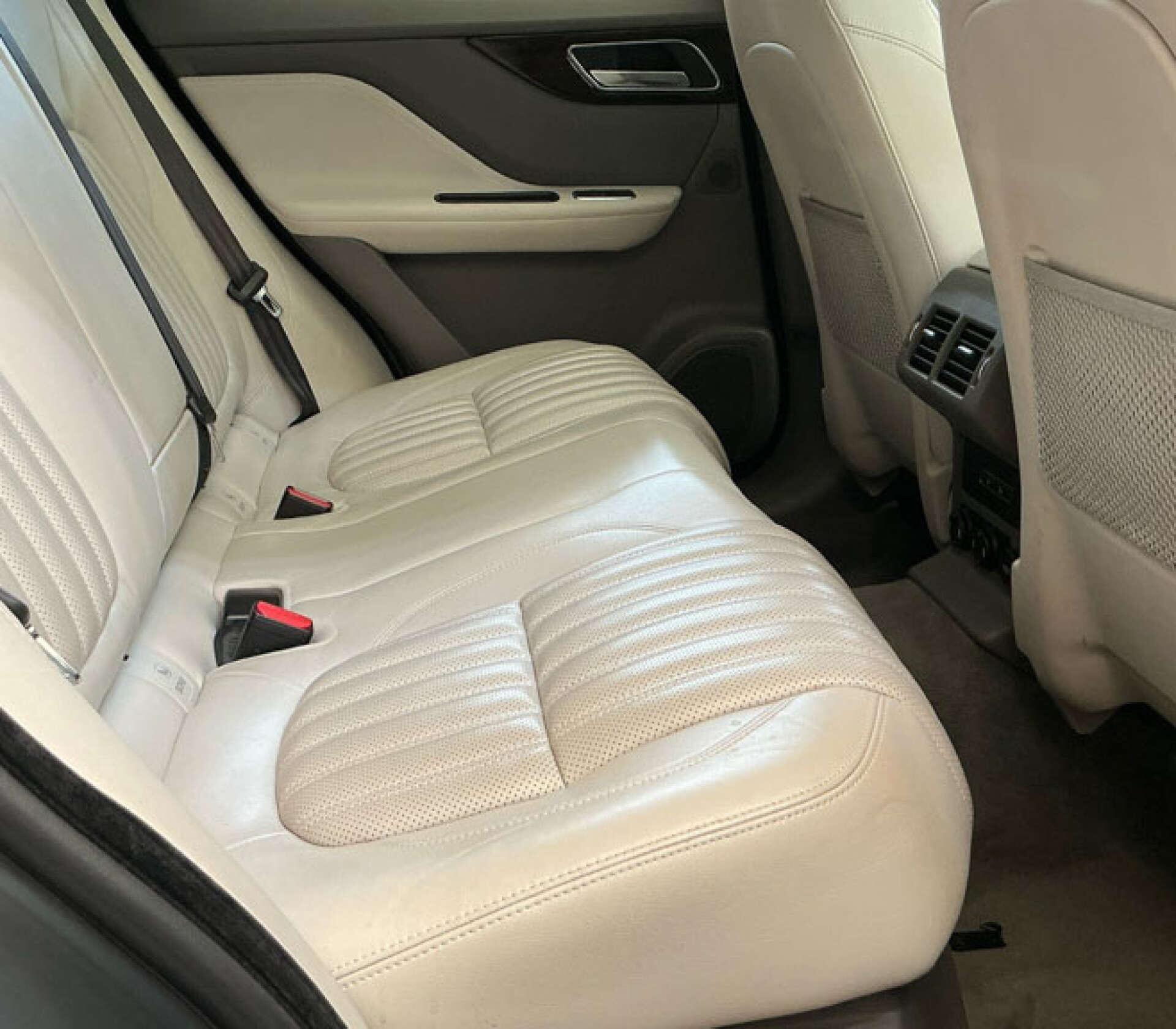 Jaguar F-Pace view 5