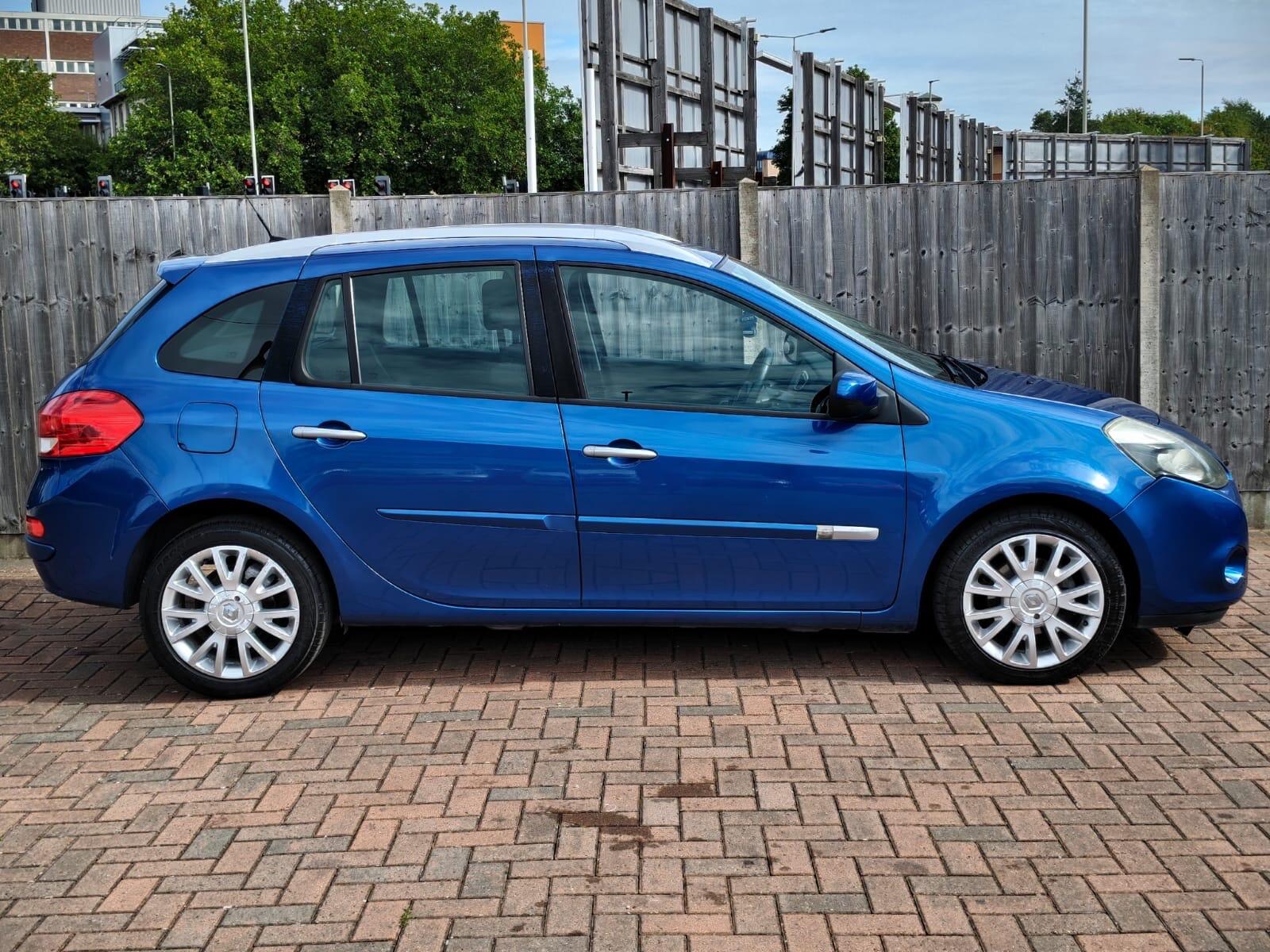 Renault Clio view 4