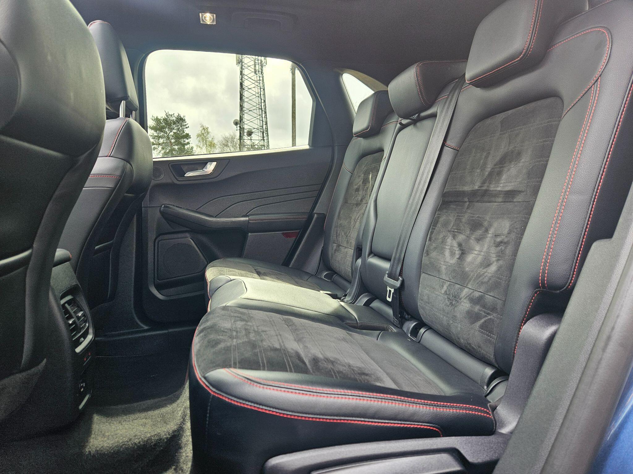 2022 Ford Kuga image 48