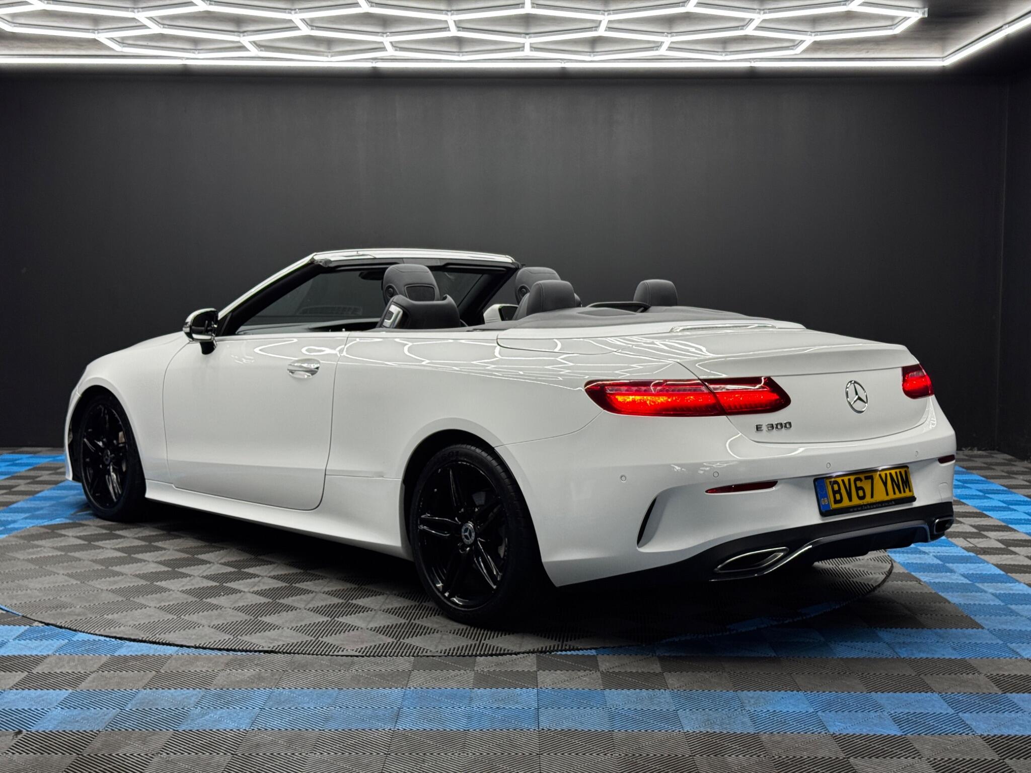 Mercedes-Benz E-Class view 7