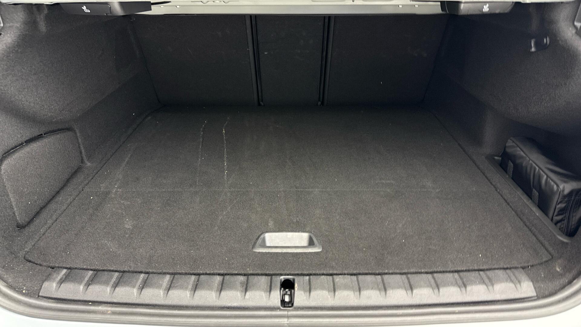 BMW 2 Series view 13