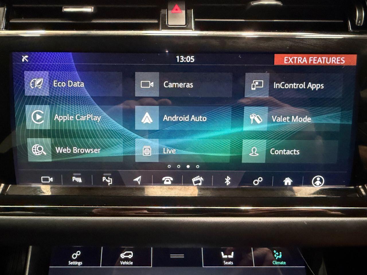 Land Rover Range Rover Evoque view 38