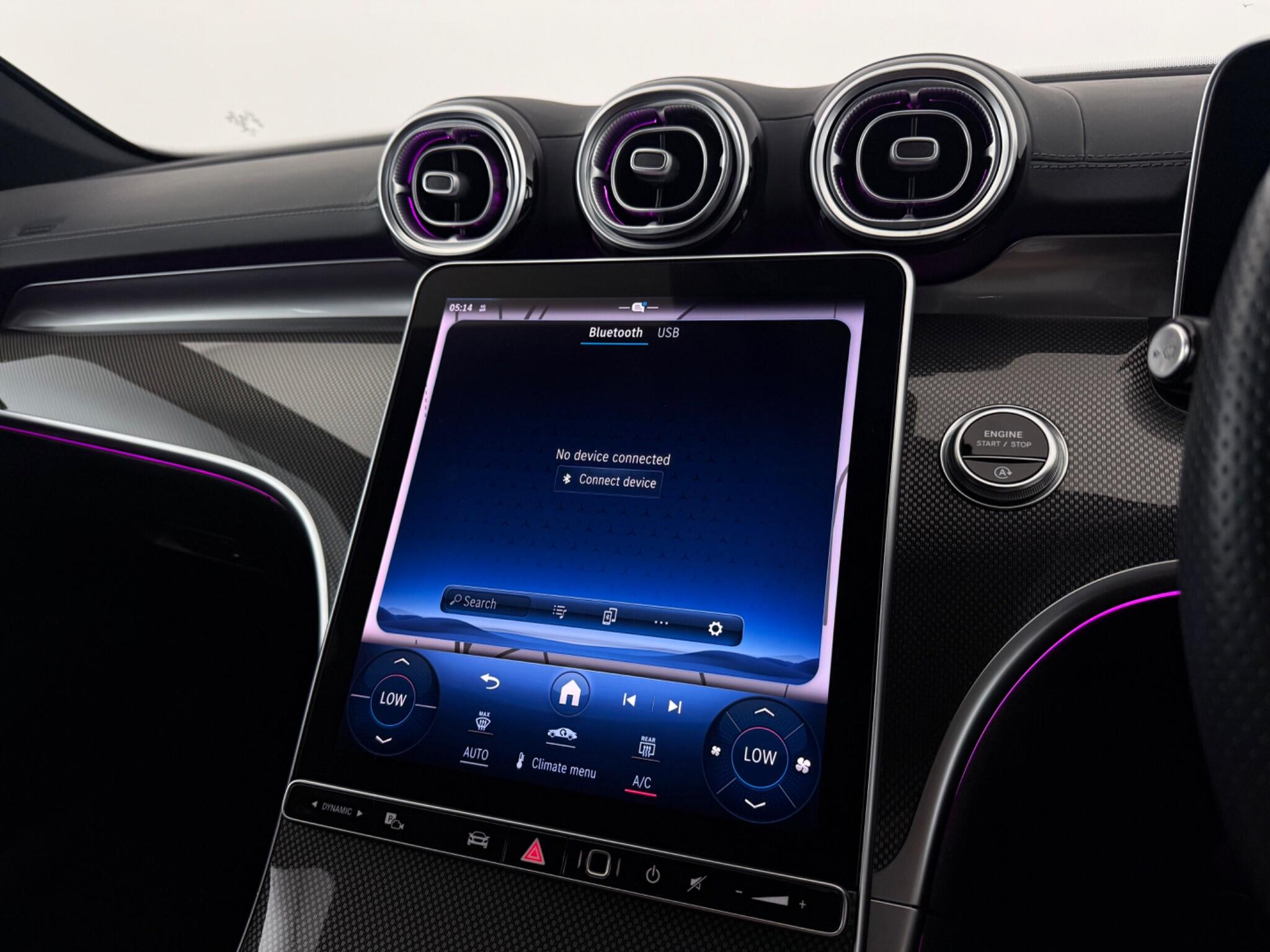 Mercedes-Benz C-Class view 26