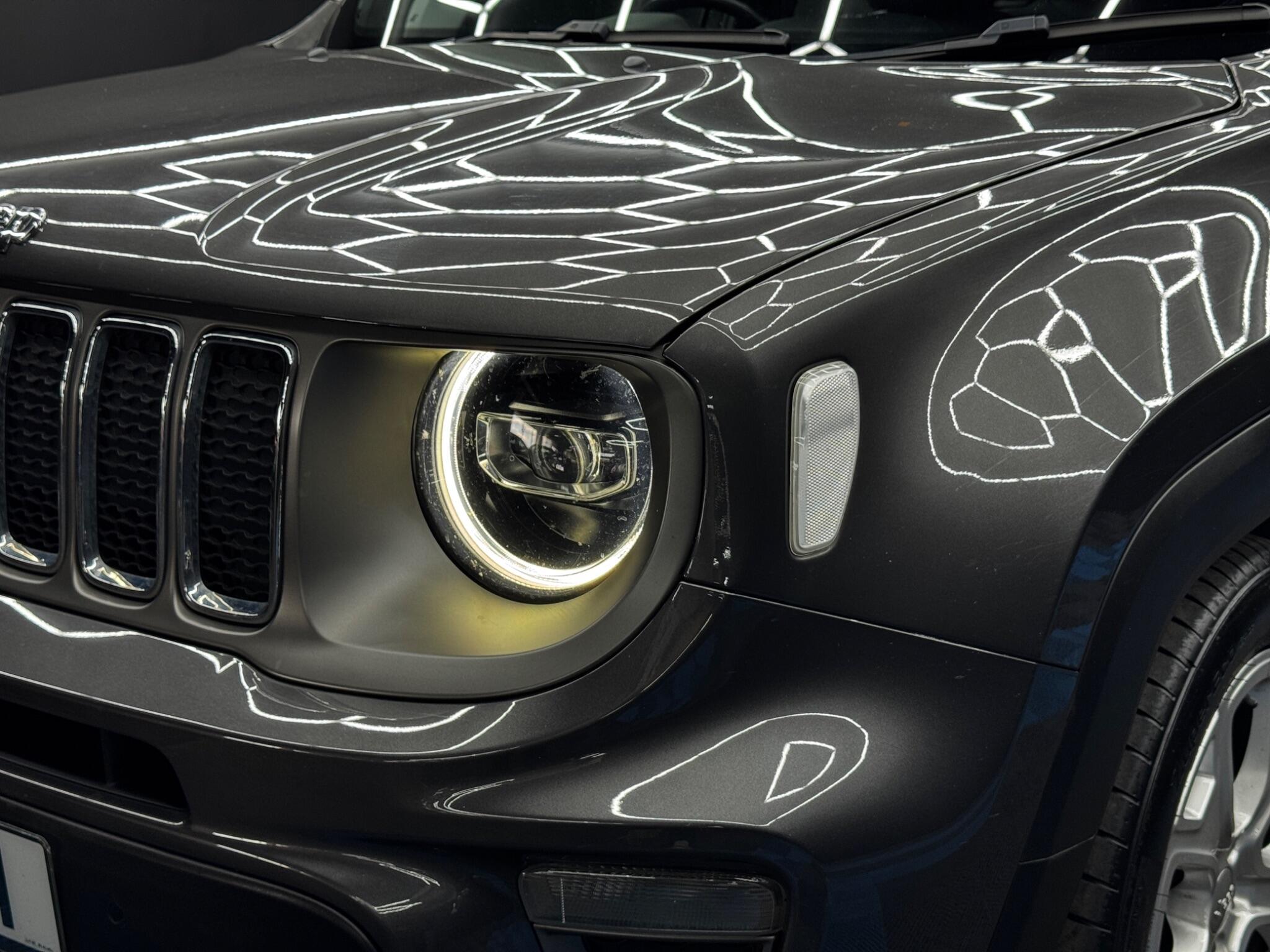 Jeep Renegade view 43