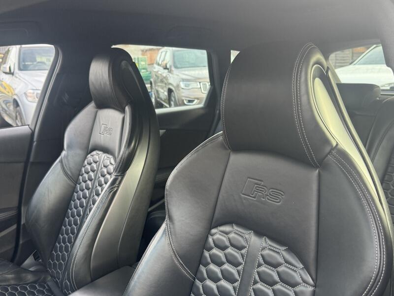 2018 Audi RS4 Avant image 60
