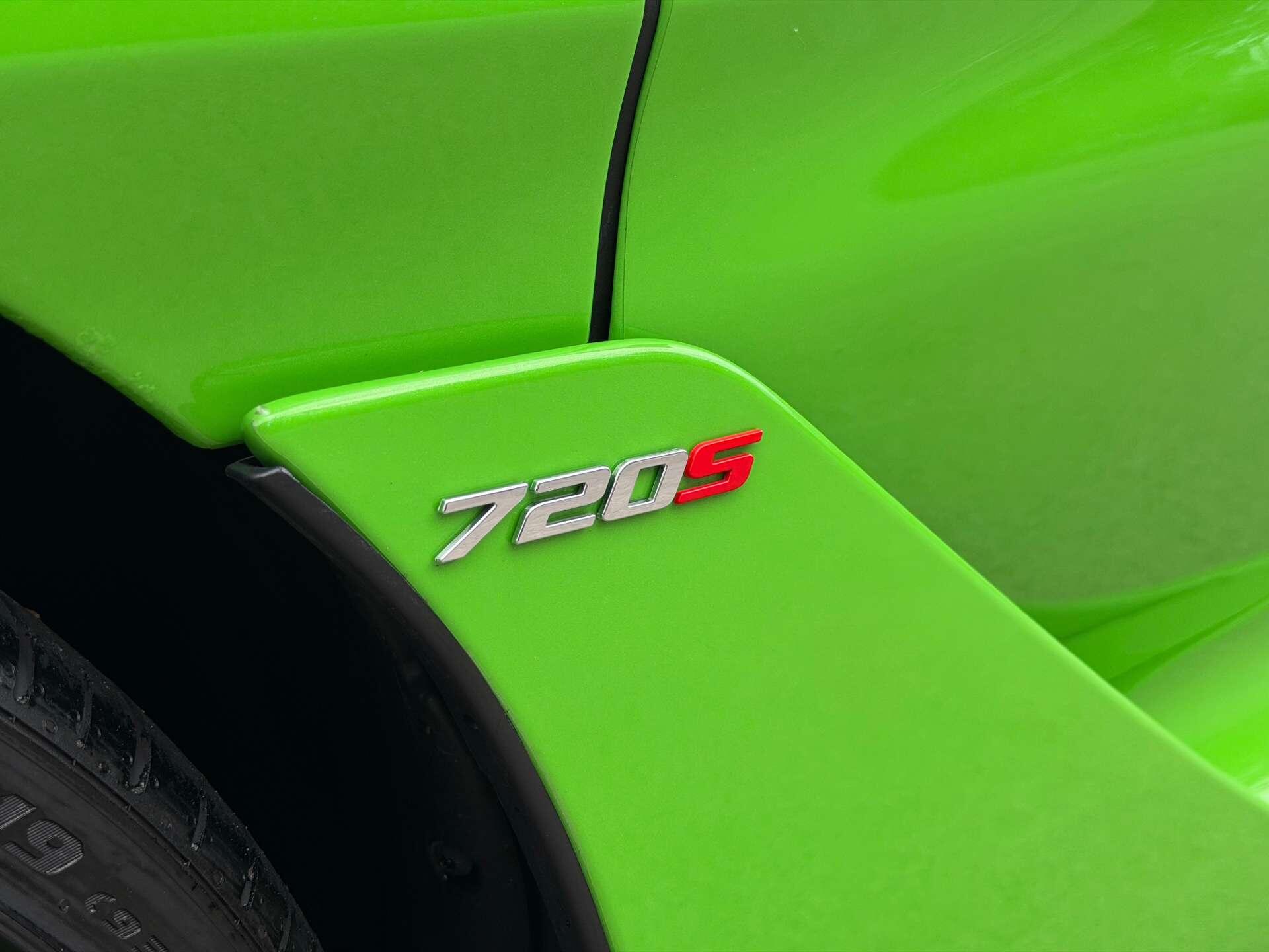 Mclaren 720s view 24