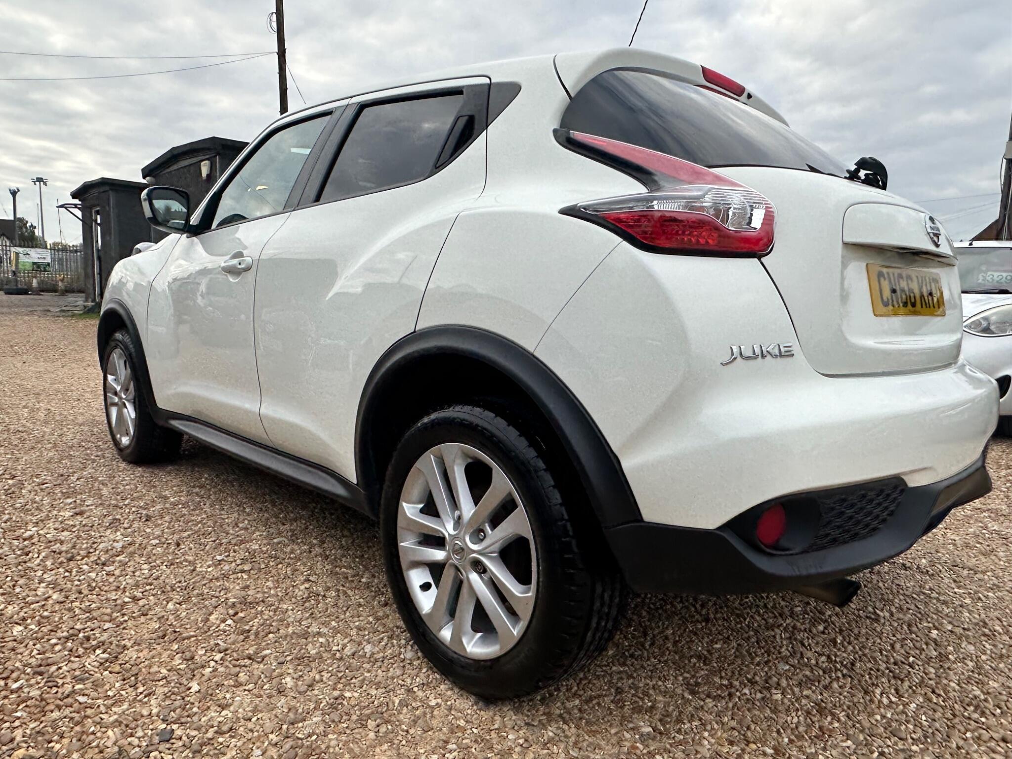Nissan Juke view 3