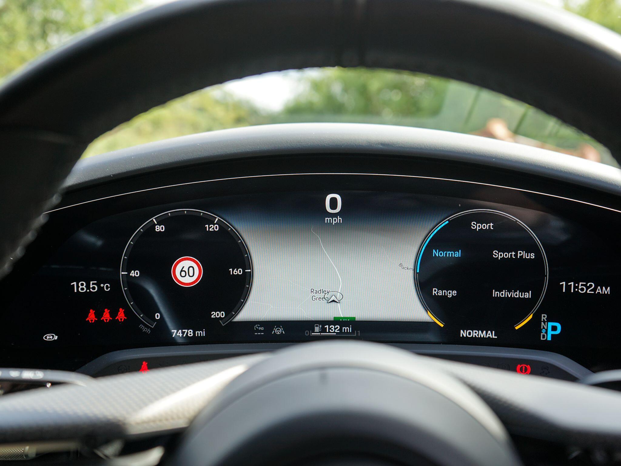 Porsche Taycan view 32