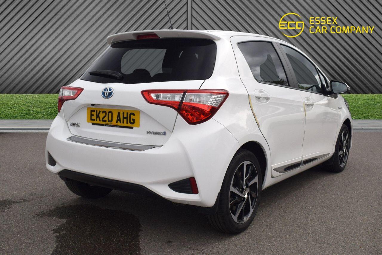 Toyota Yaris view 10