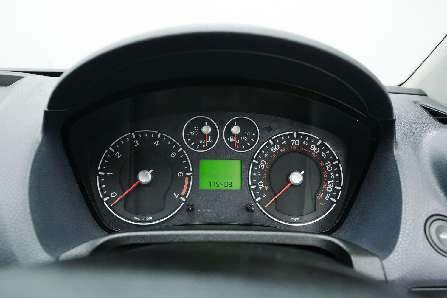 Ford Fiesta view 21