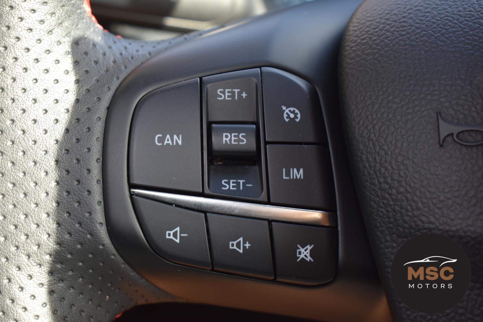 Ford Focus view 54