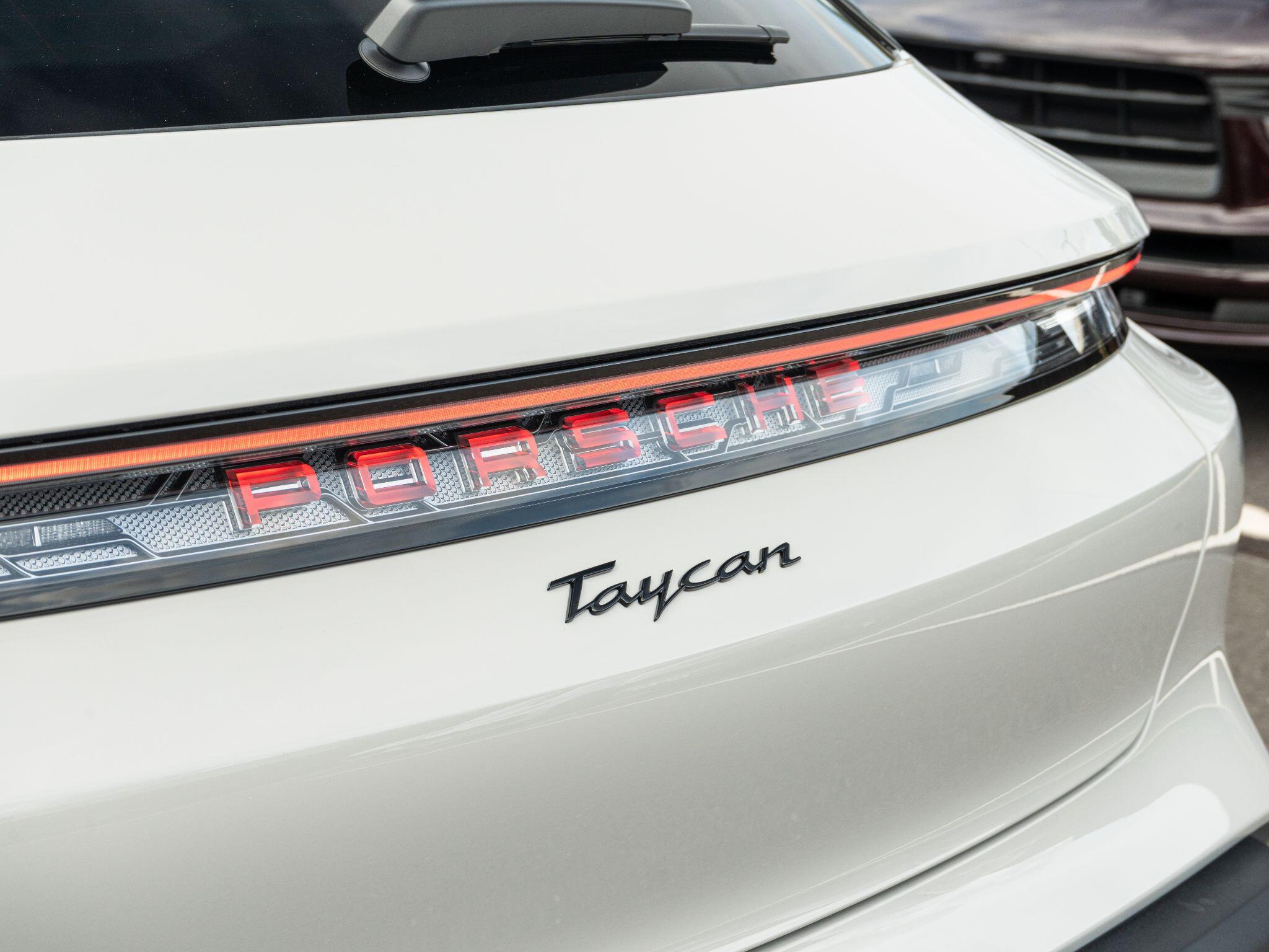 Porsche Taycan view 16