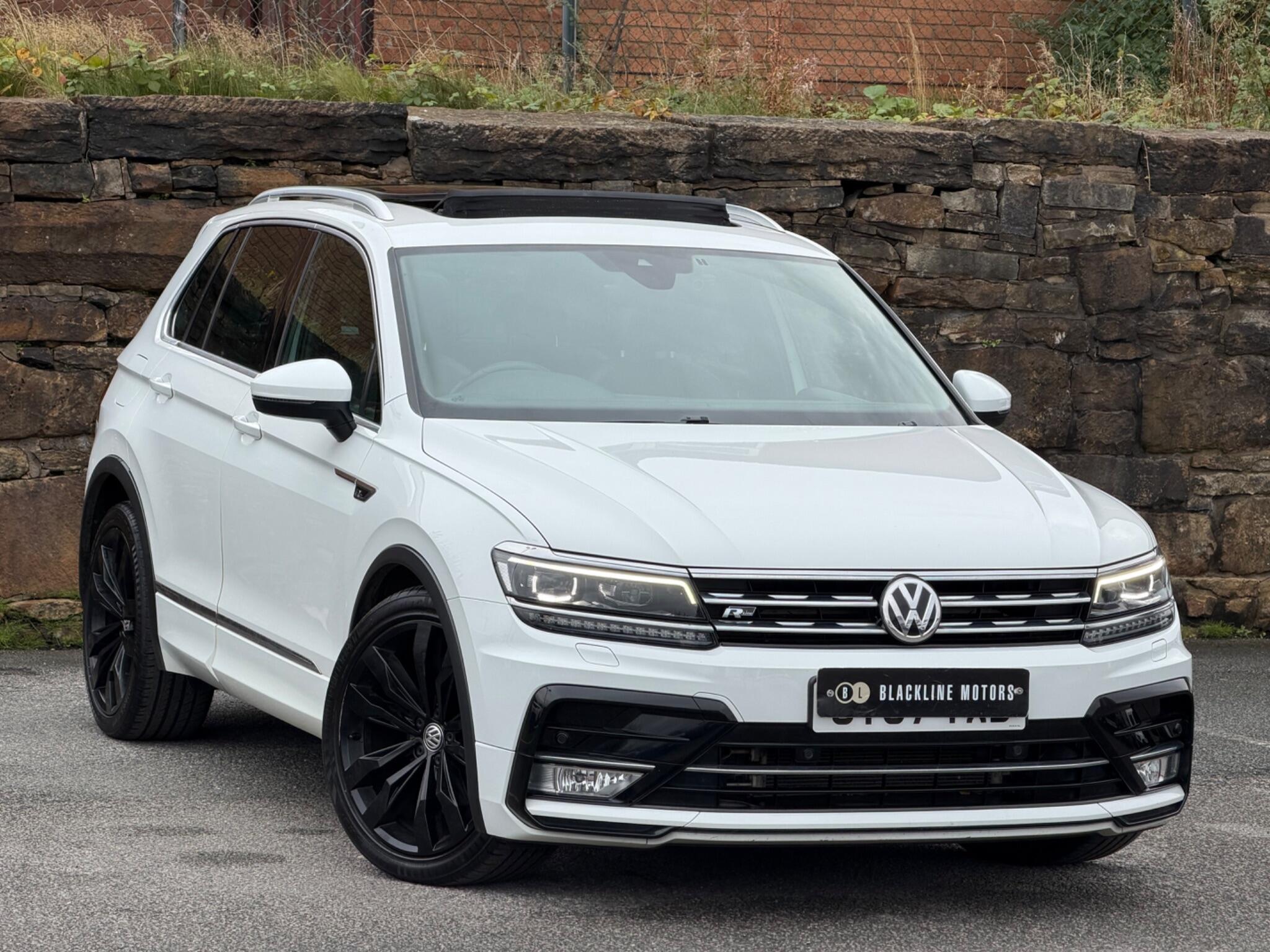 2017 Volkswagen Tiguan in White for sale