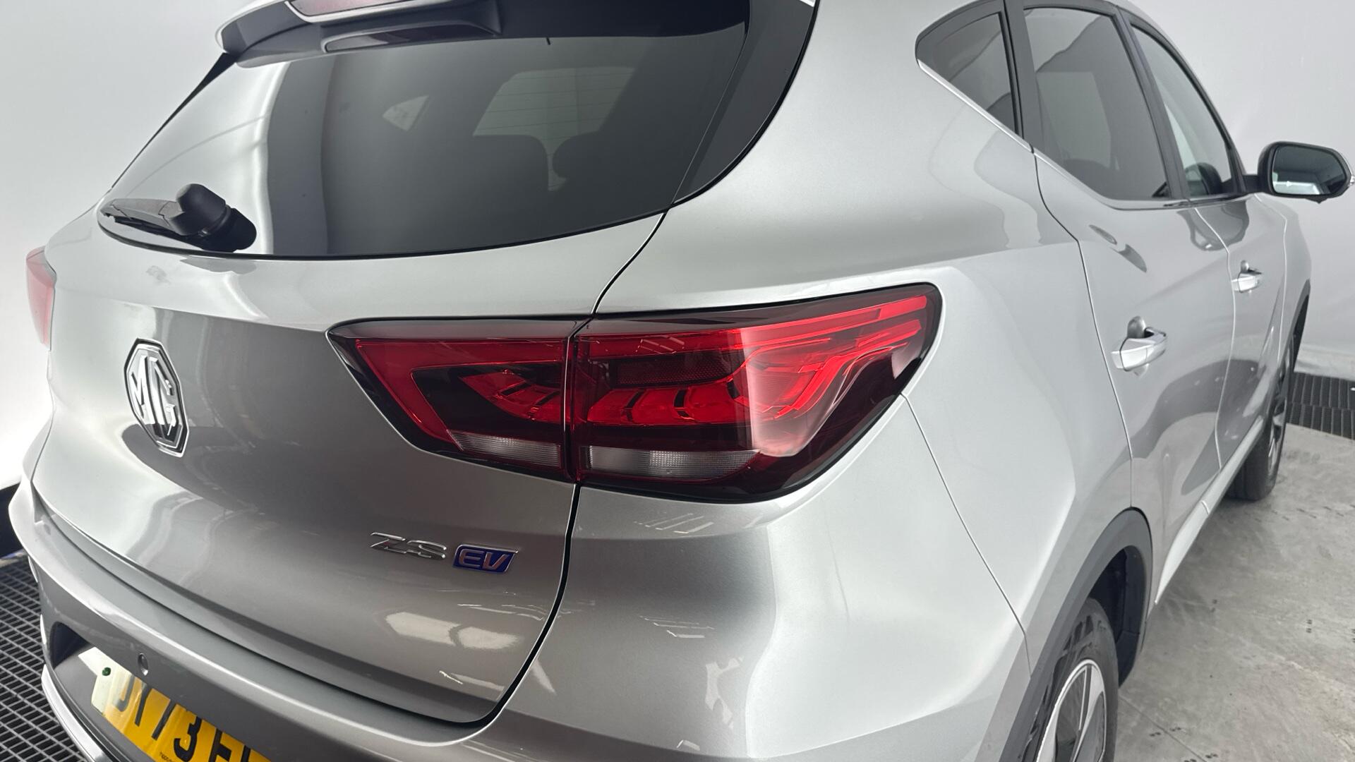 MG ZS view 18