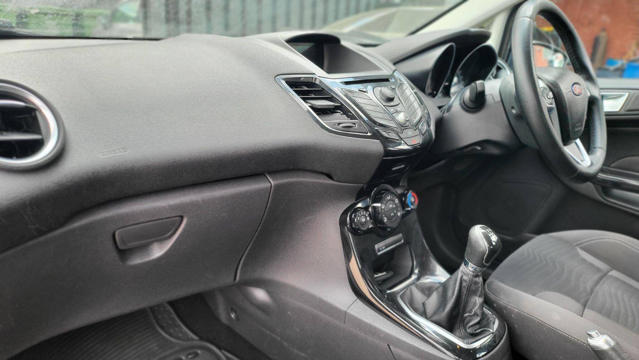 Ford Fiesta view 11