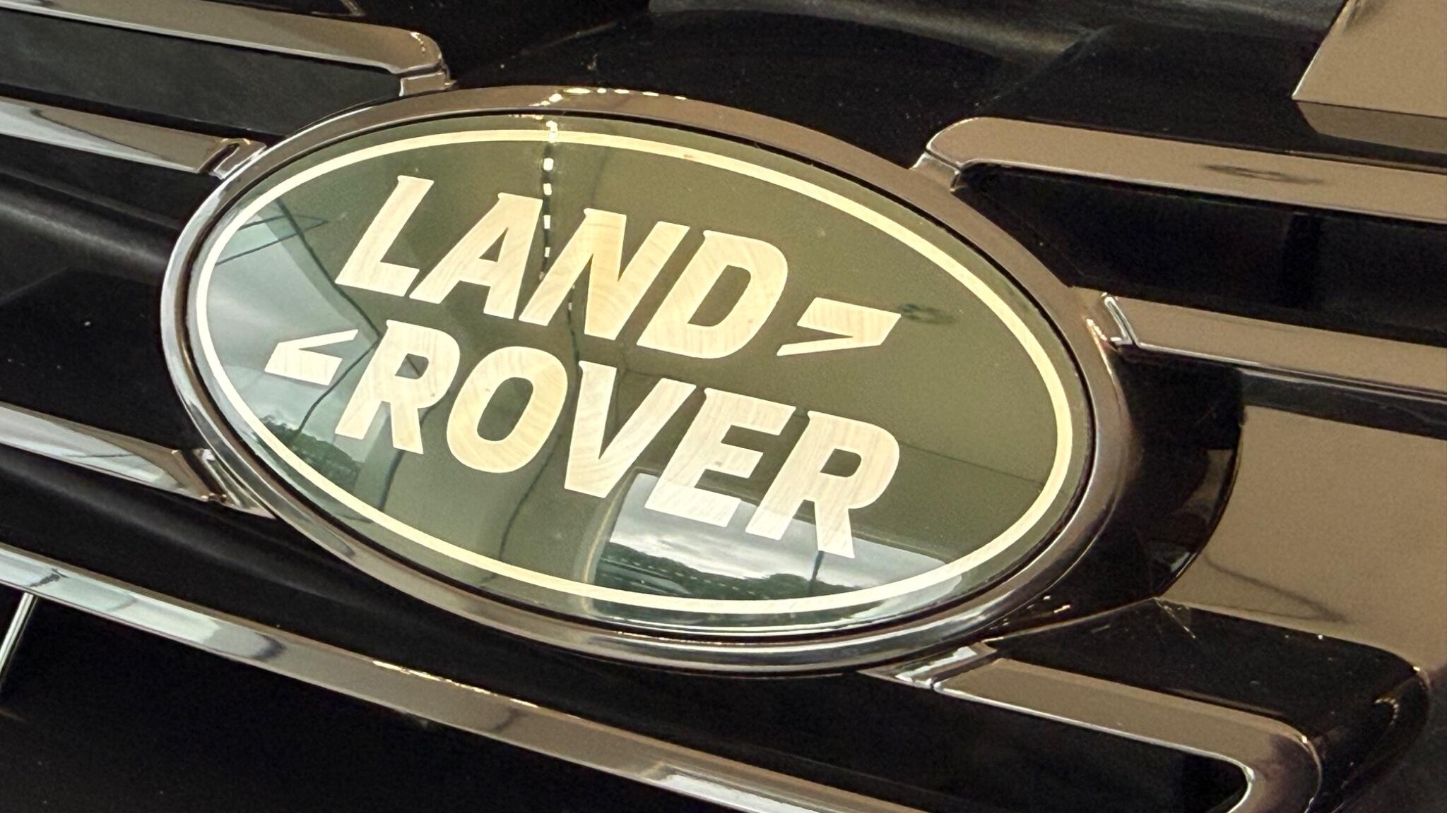 Land Rover Range Rover Evoque view 30