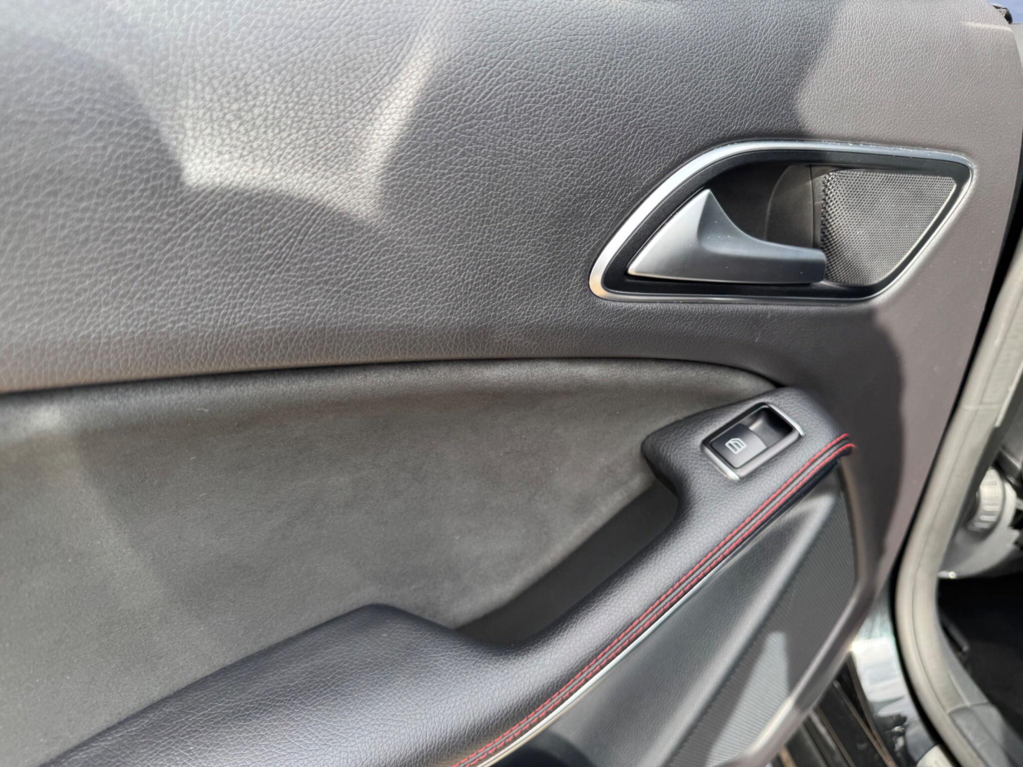 Mercedes-Benz Cla view 36