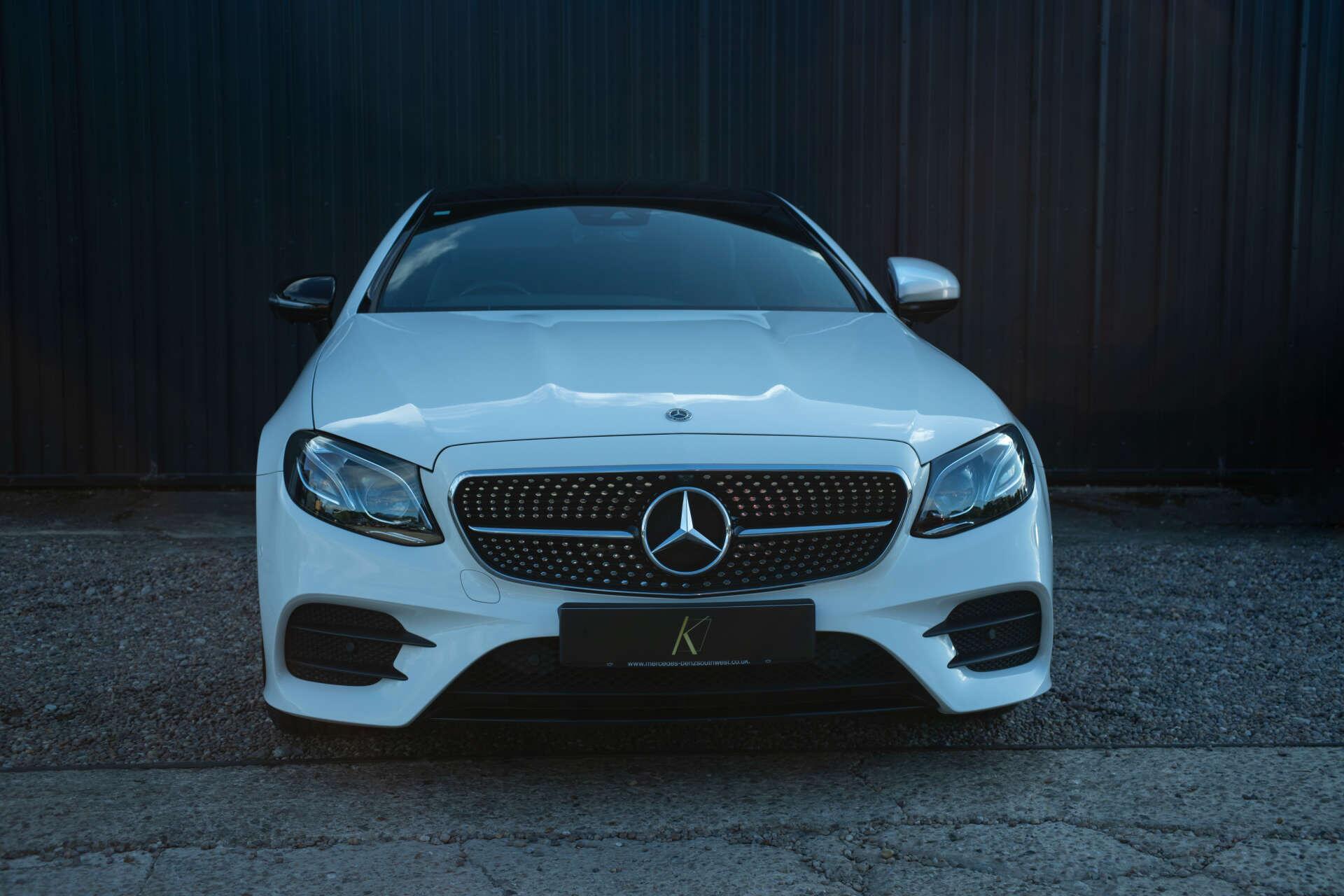 Mercedes-Benz E-Class view 36