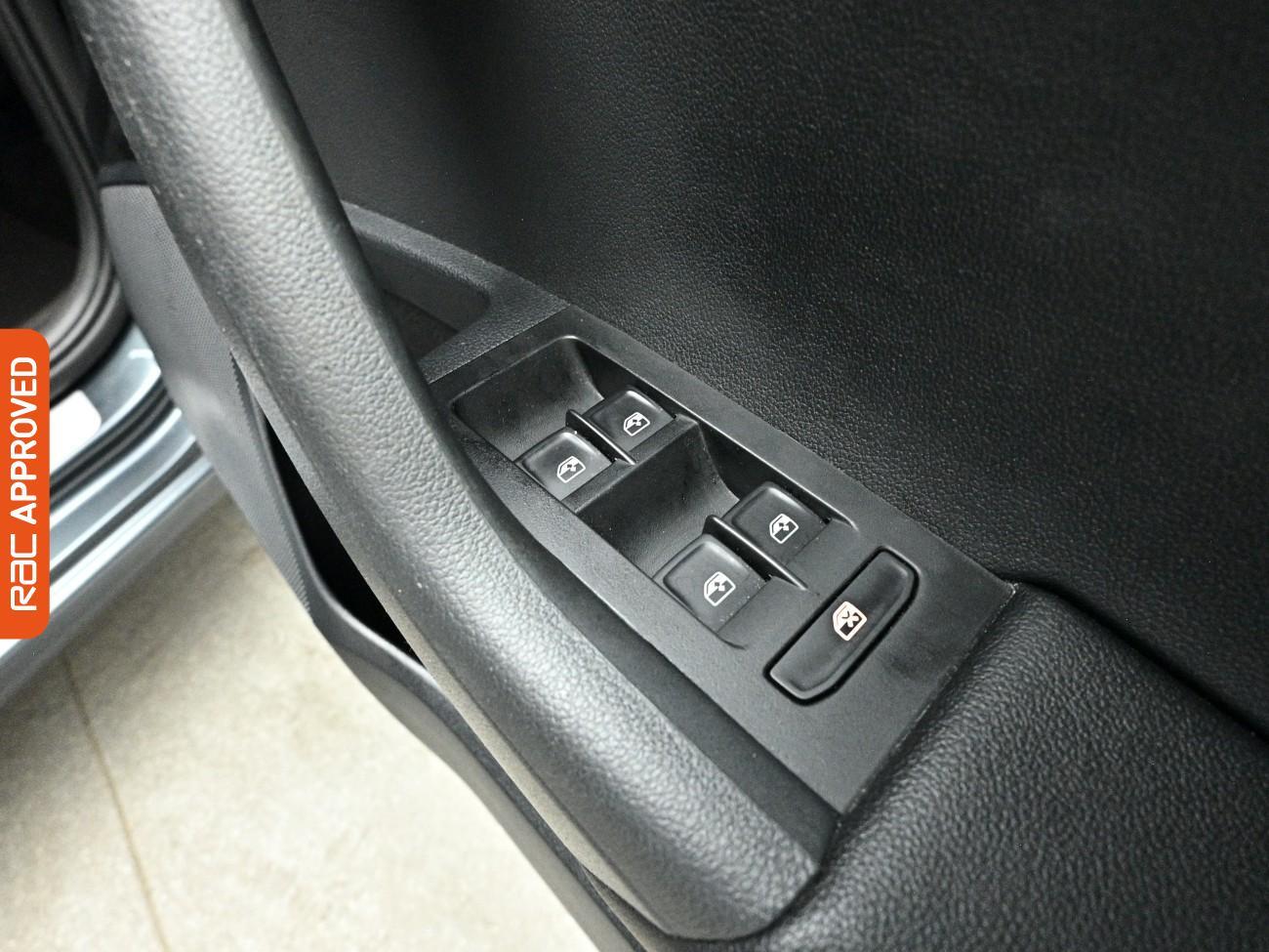Skoda Octavia view 24