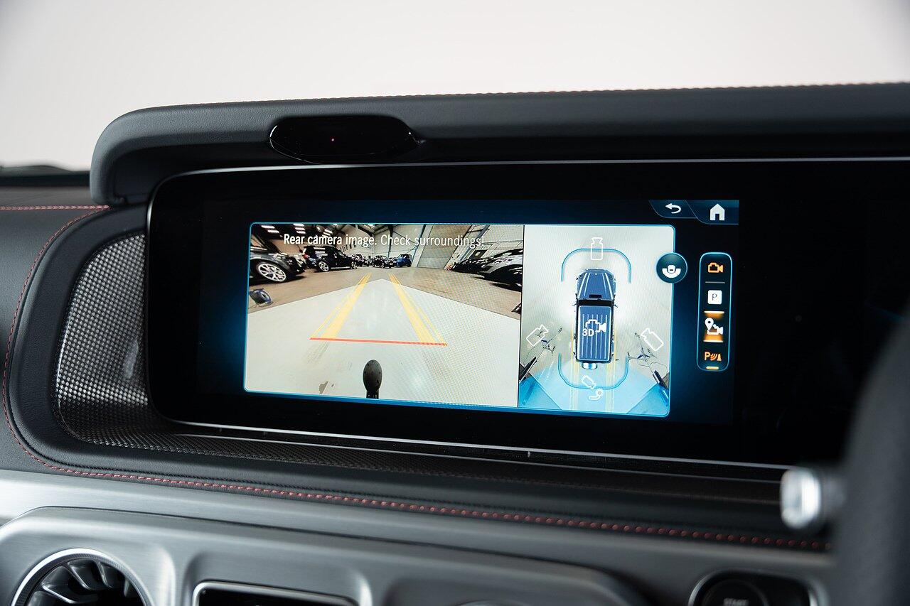 Mercedes-Benz G-Class view 50