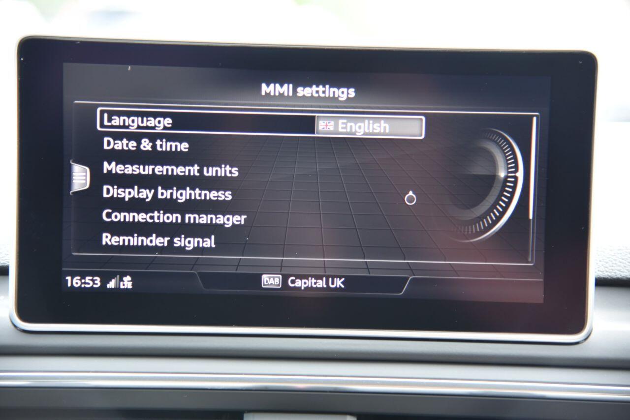 Audi A4 view 51