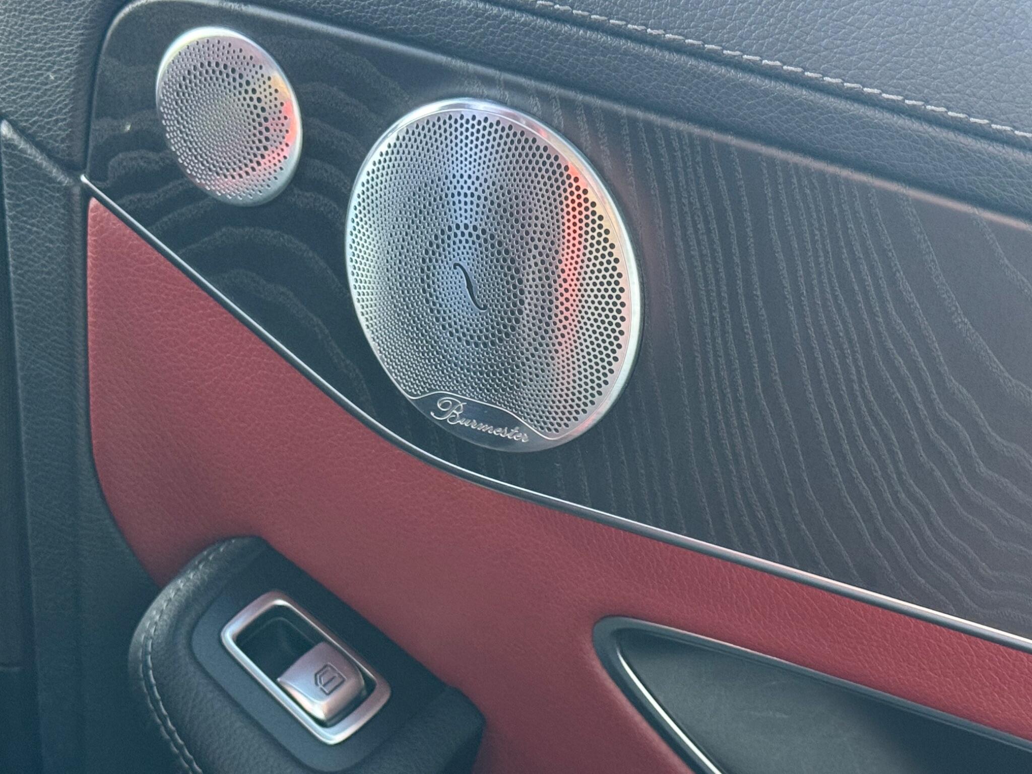 Mercedes-Benz C-Class view 57