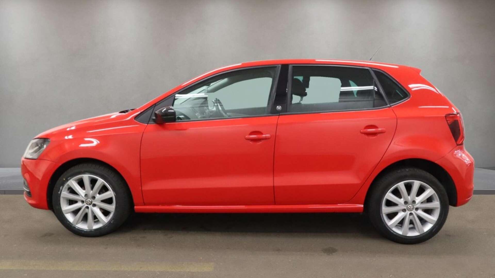 Volkswagen Polo view 11