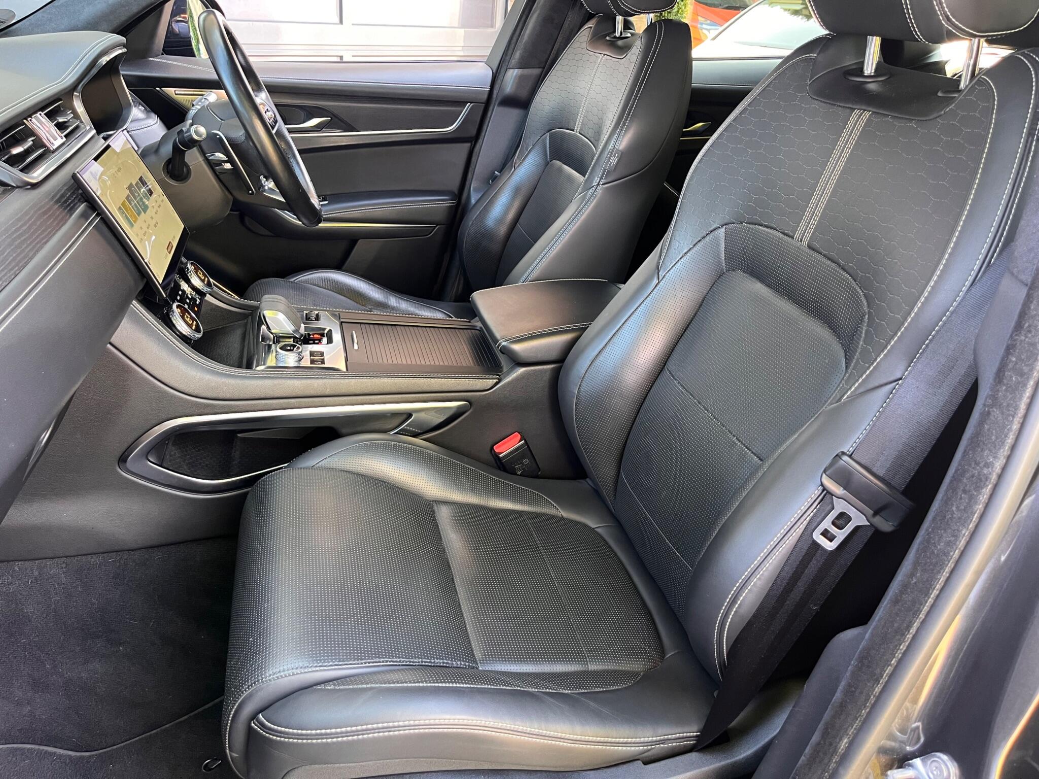 Jaguar F-Pace view 29