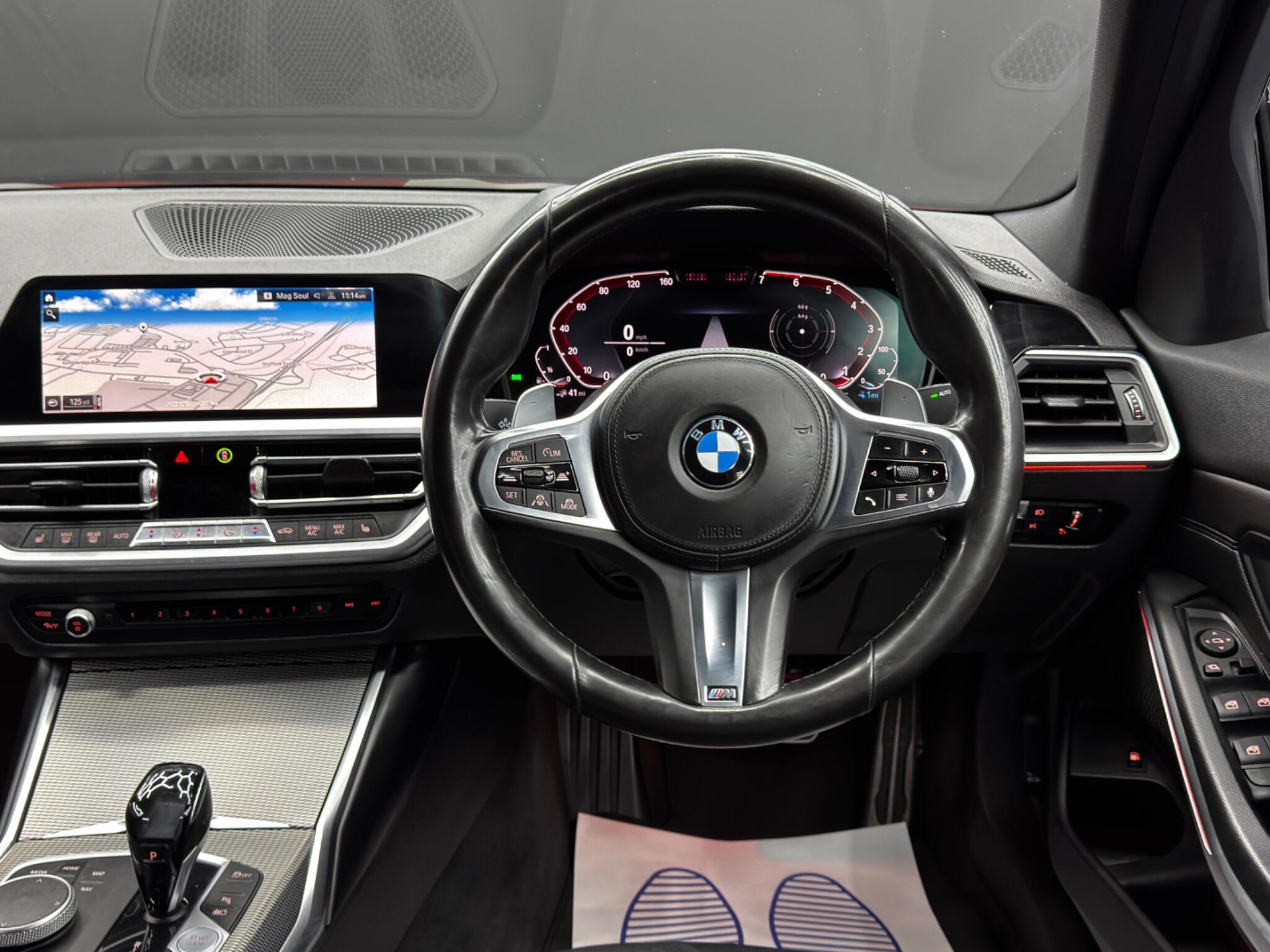 BMW 3 Series view 18