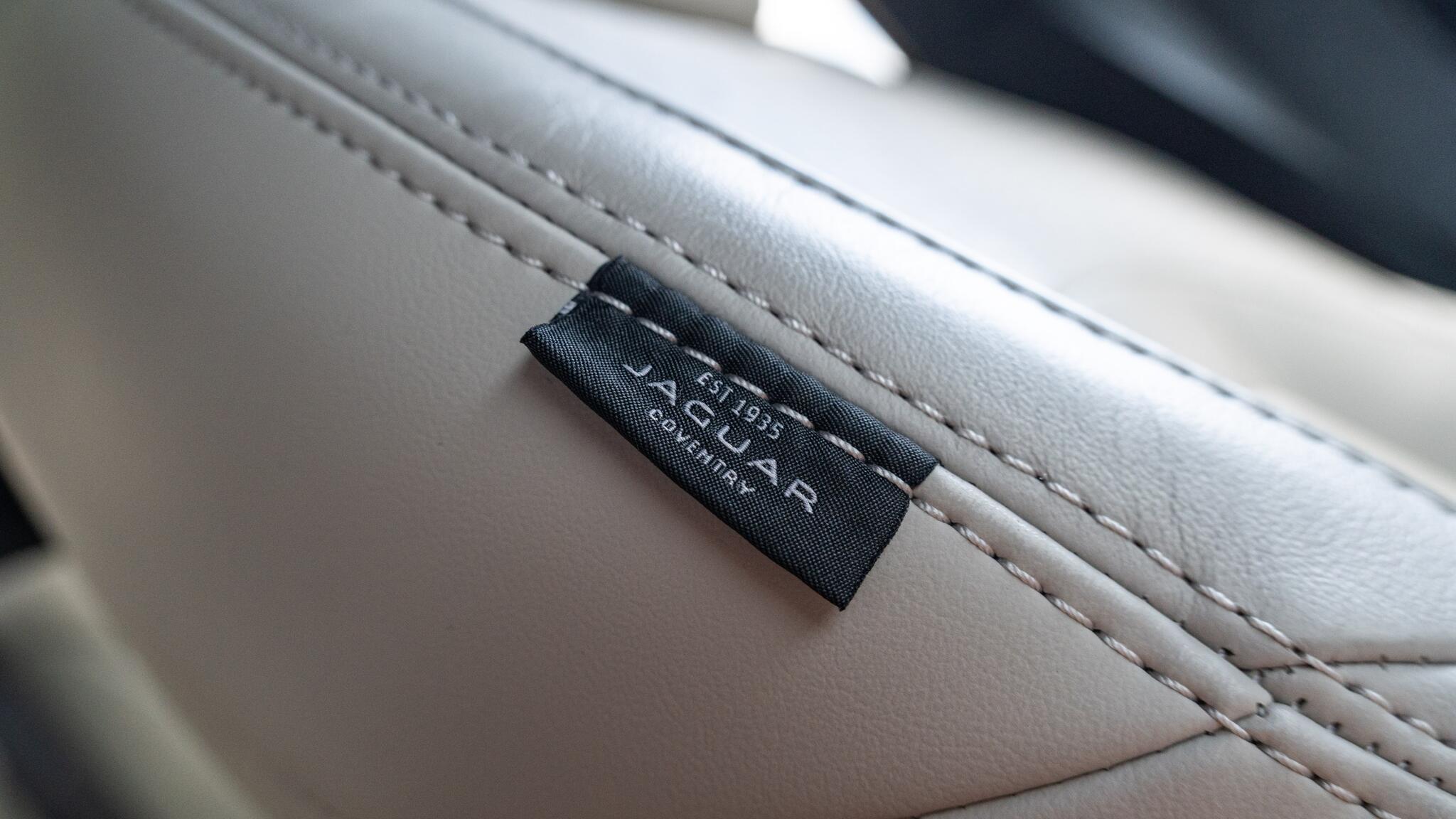 Jaguar Xe view 23