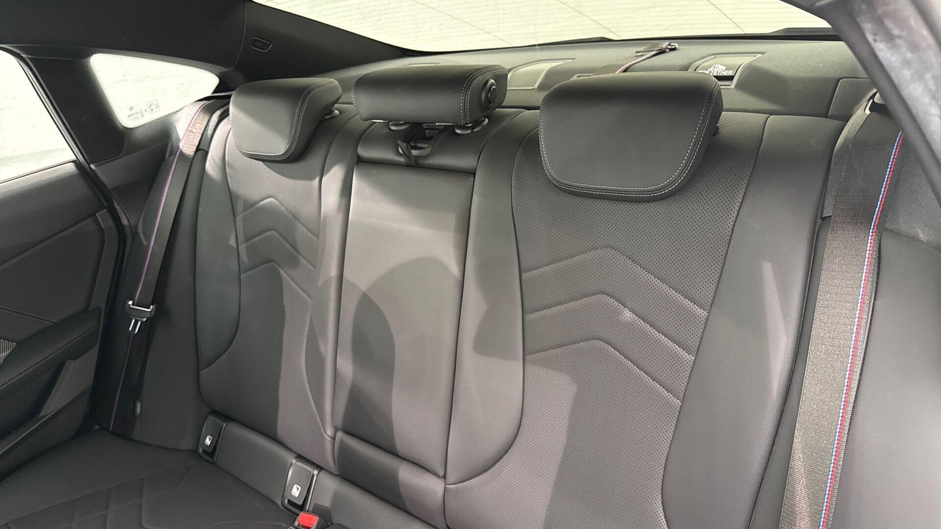BMW 2 Series view 12