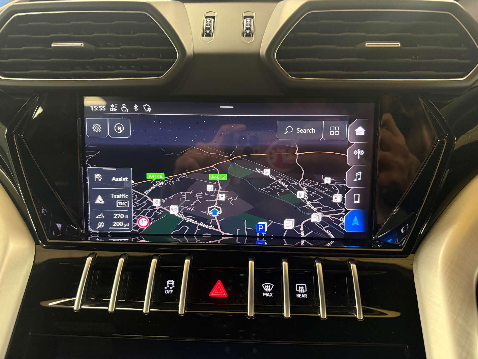 Lamborghini Urus view 27