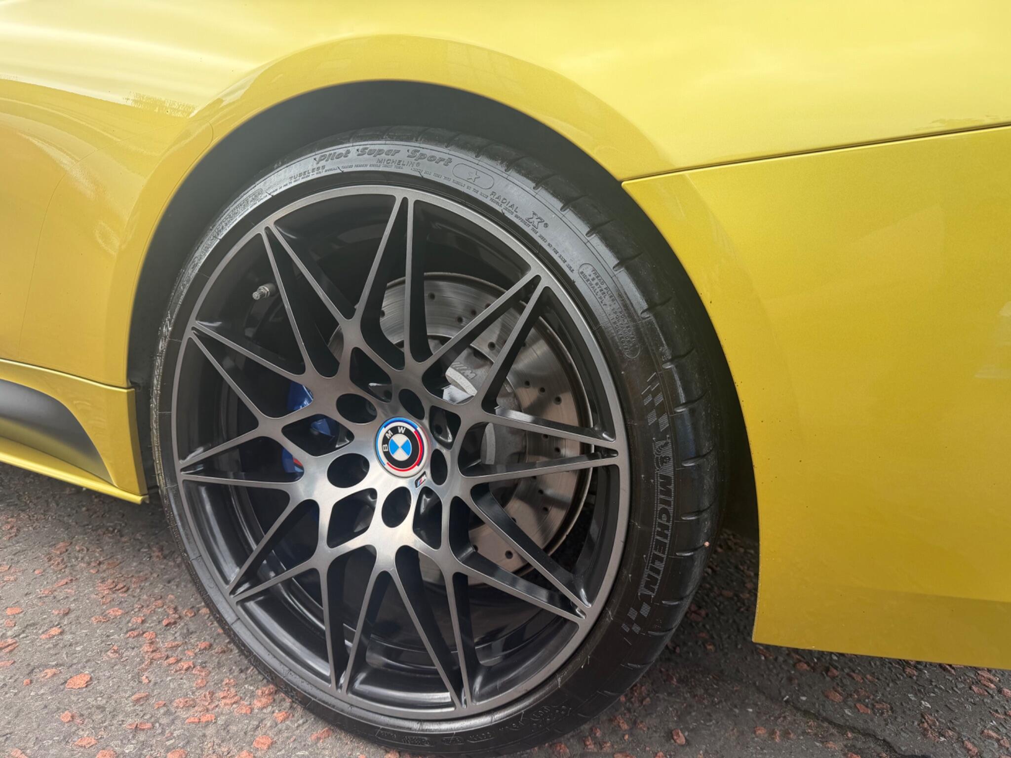 BMW M4 view 7