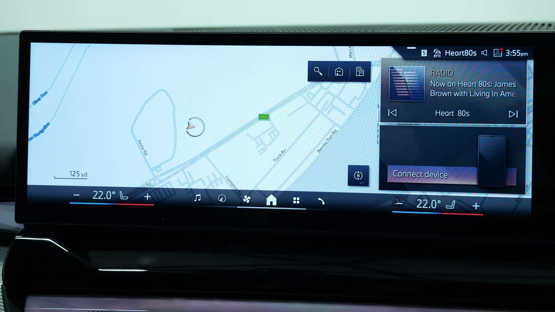 BMW 5 Series view 21