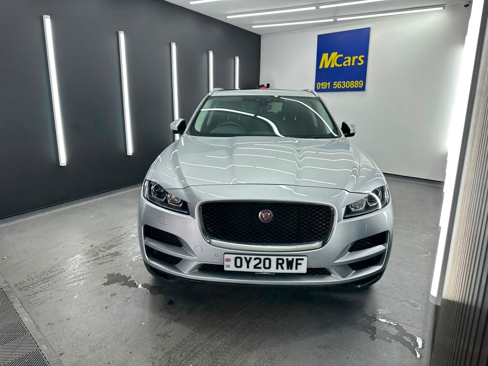 Jaguar F-Pace view 7