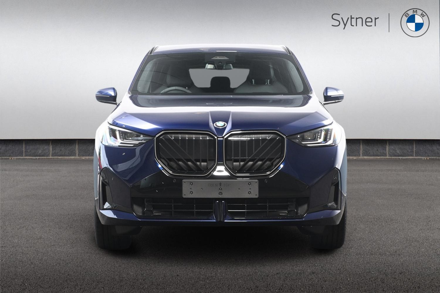 BMW X3 view 16