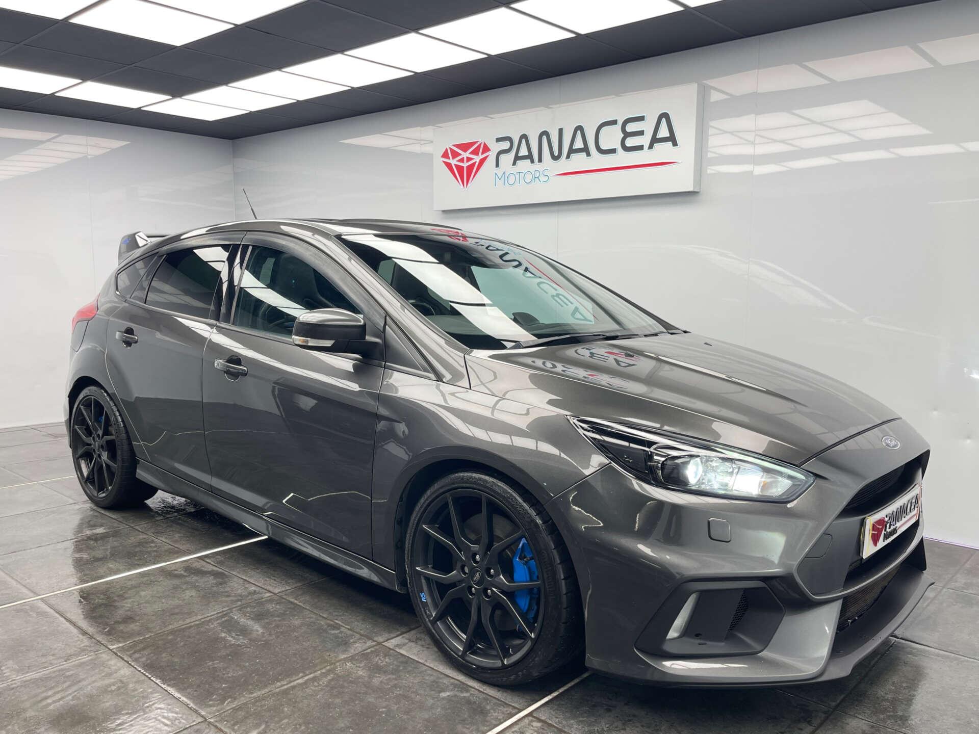 Ford Focus view 3