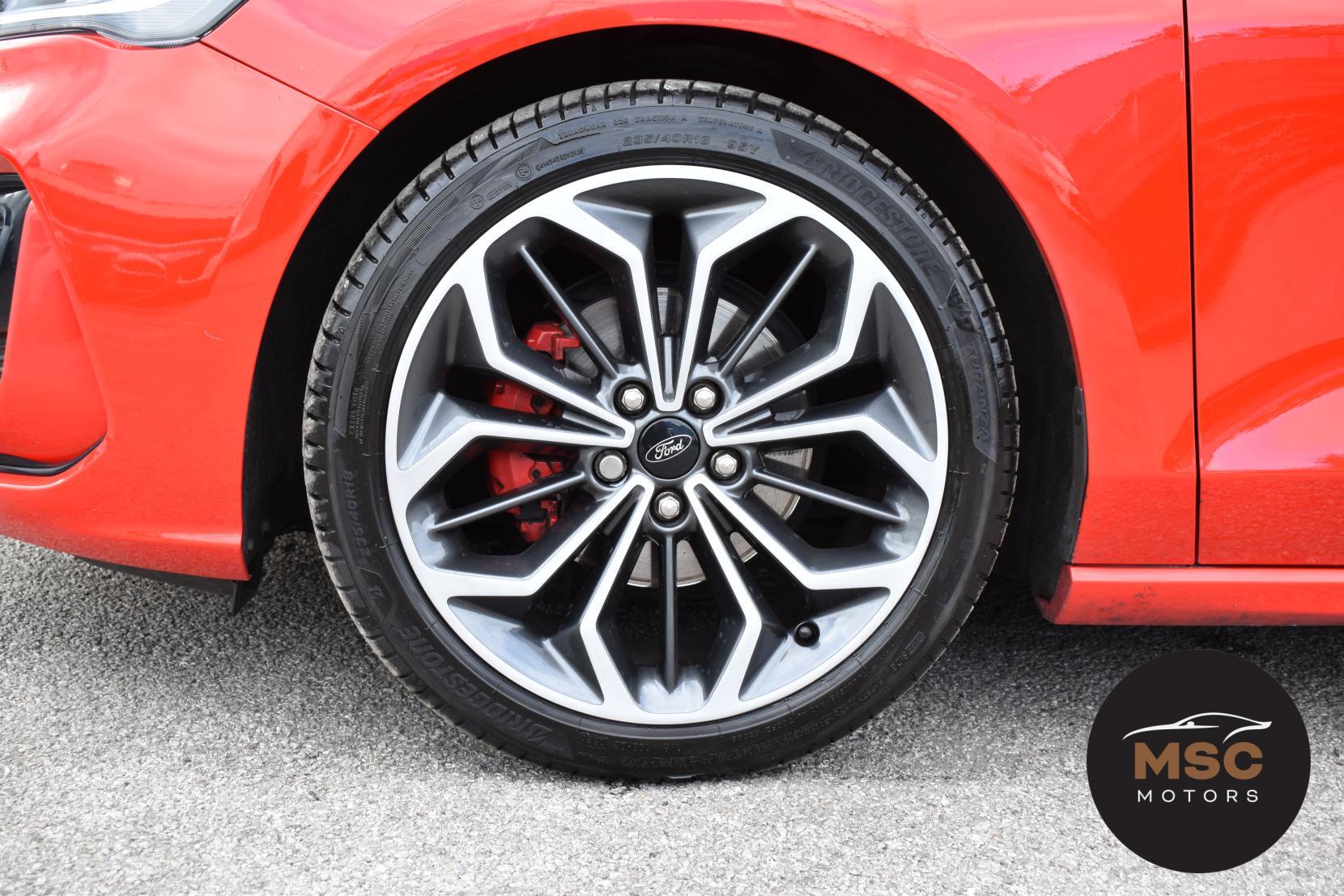 Ford Focus view 28