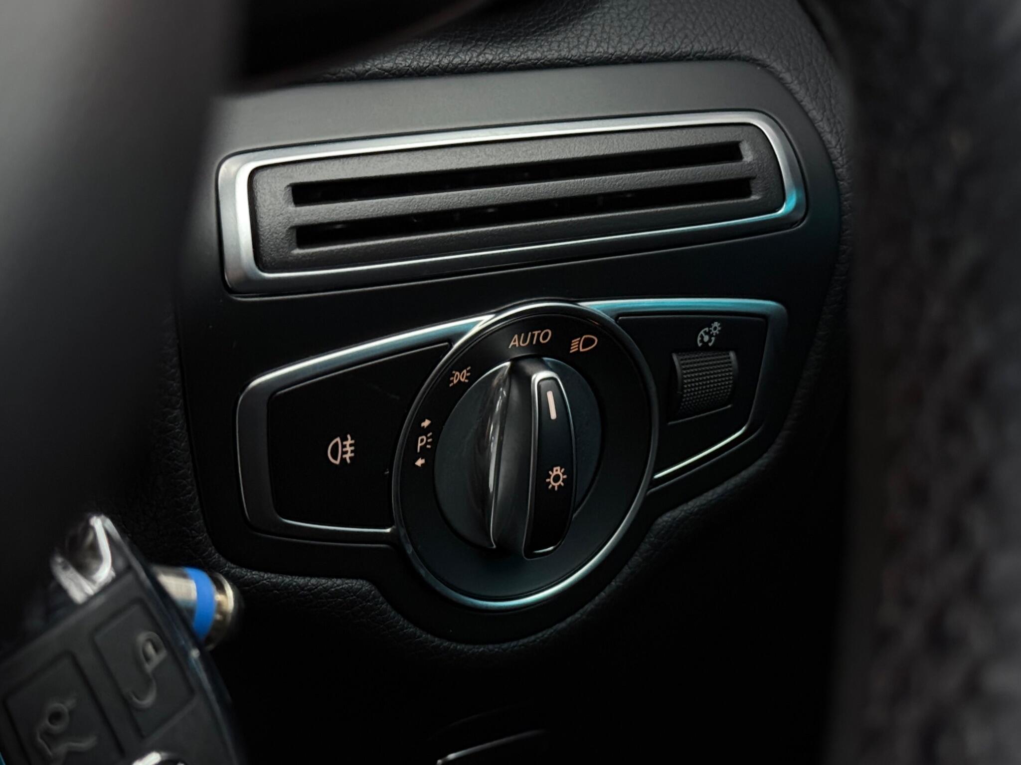 Mercedes-Benz GLC view 20