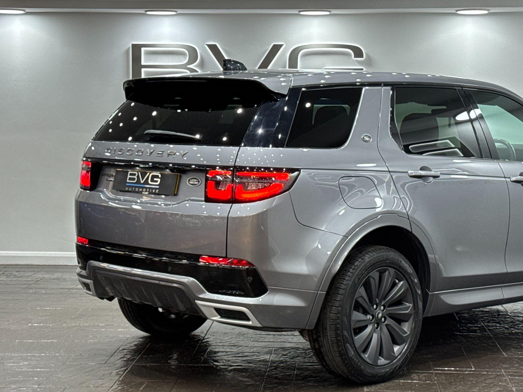Land Rover Discovery Sport view 20
