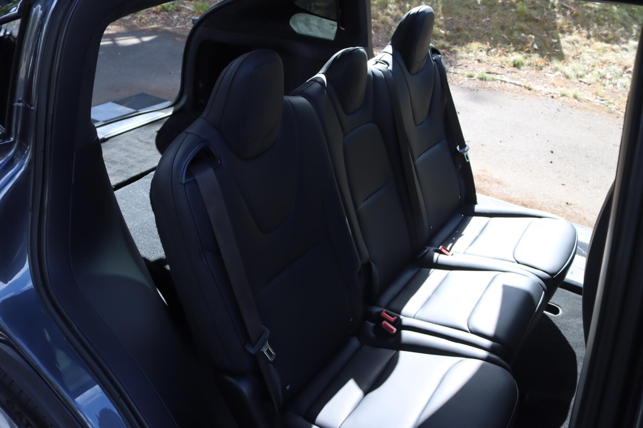 Tesla Model X view 47