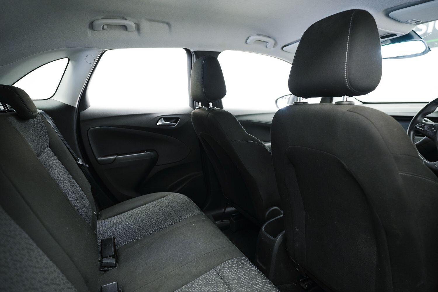 Vauxhall Crossland X view 15