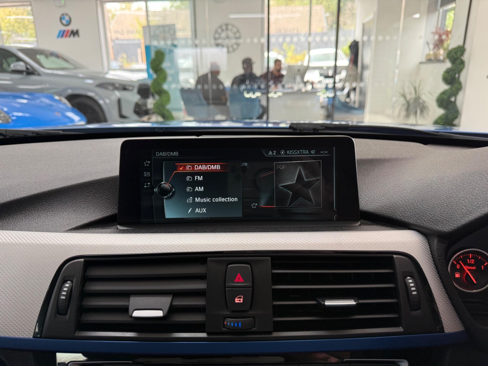 BMW 3 Series view 15