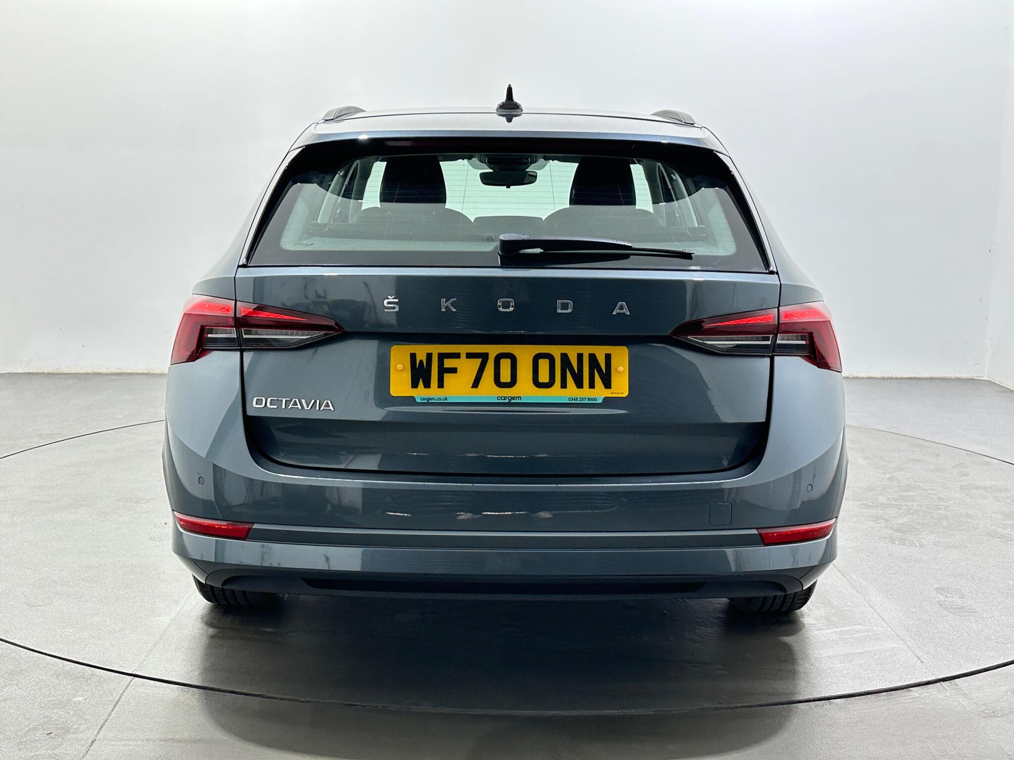 Skoda Octavia view 7