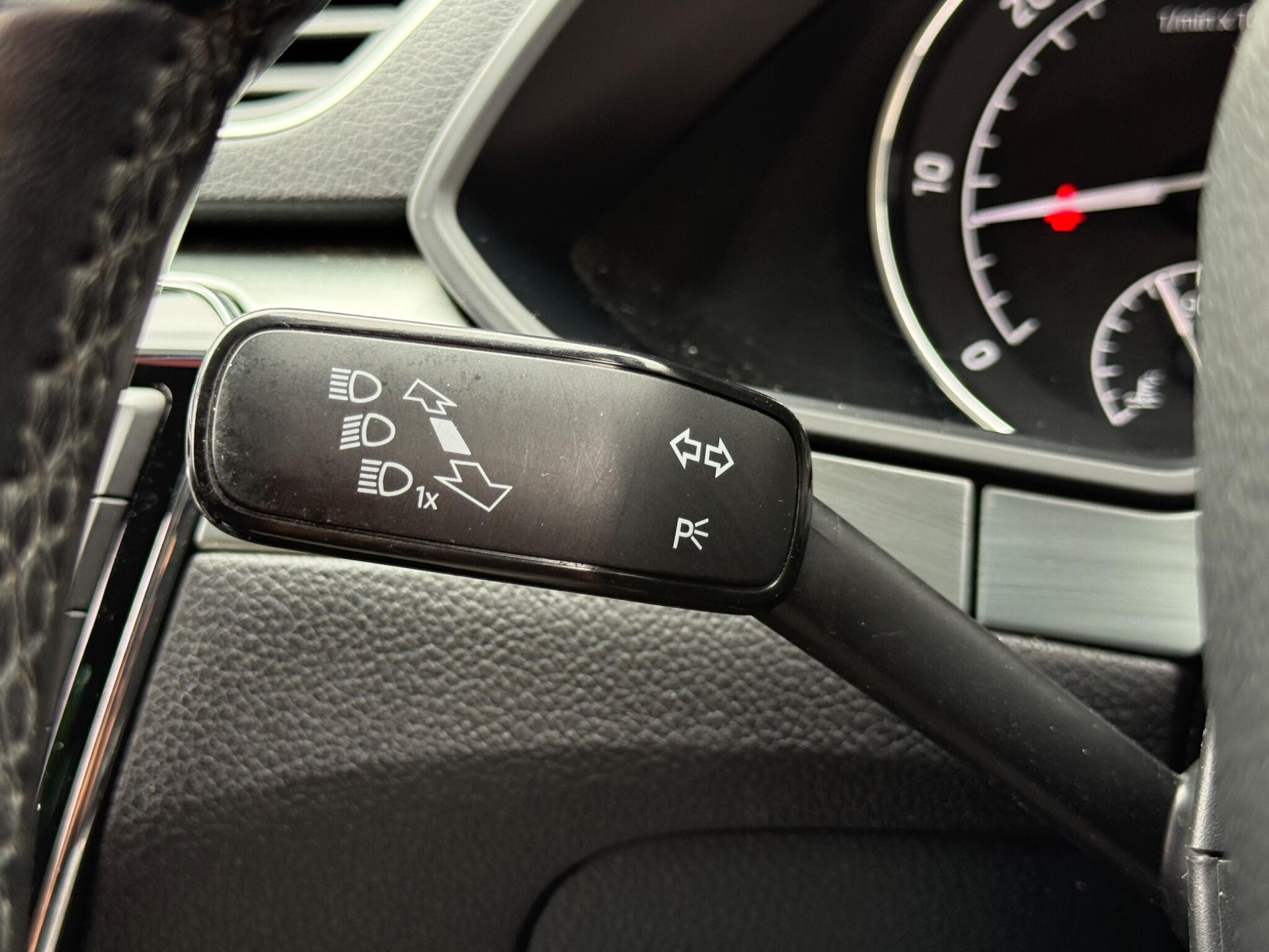 Skoda Superb - Image 64