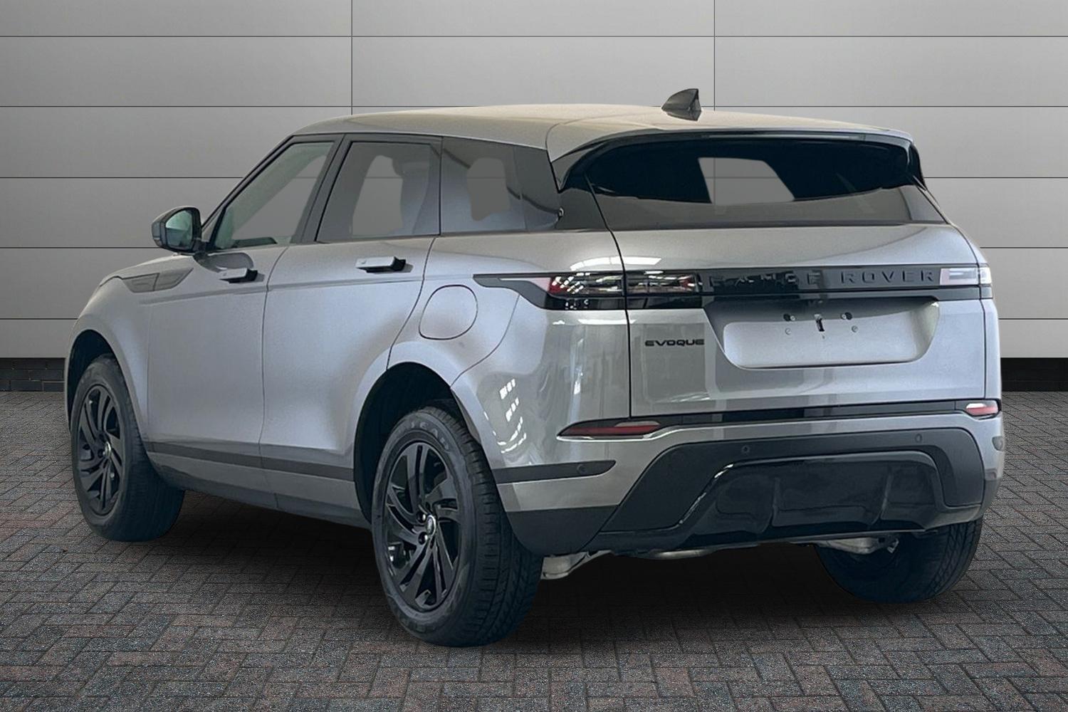 Land Rover Range Rover Evoque view 2